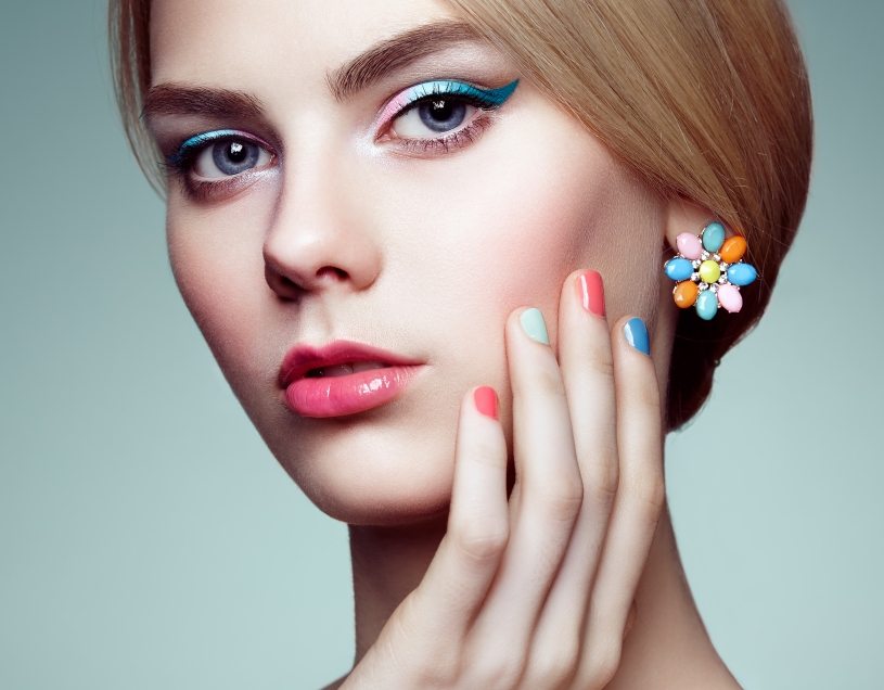 portrait-of-beautiful-sensual-woman-with-elegant-PDSF6JS-815x636